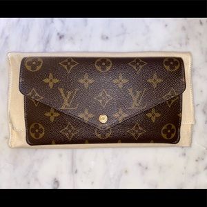 Louis Vuitton Jeanne Wallet